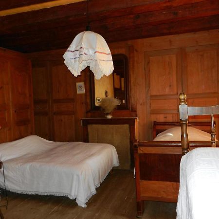 Auberge Paysanne Loubaresse  Exterior foto
