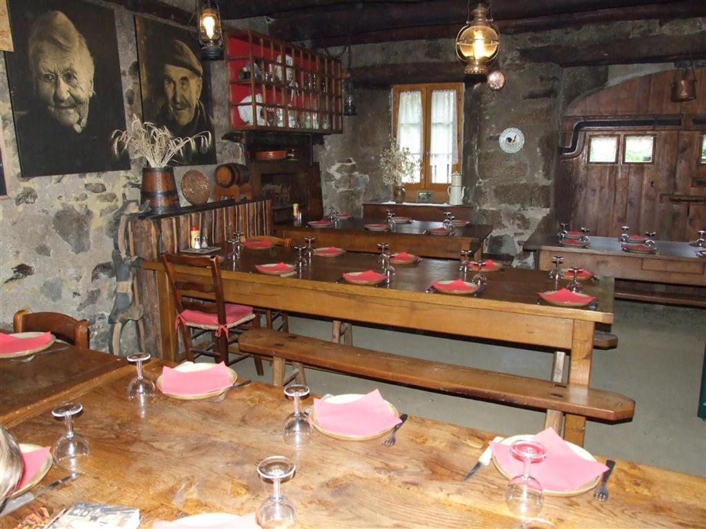 Auberge Paysanne Loubaresse  Exterior foto